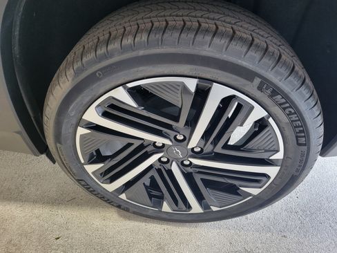 New 2026 Chevrolet Equinox RS w/ Convenience Package III image 41