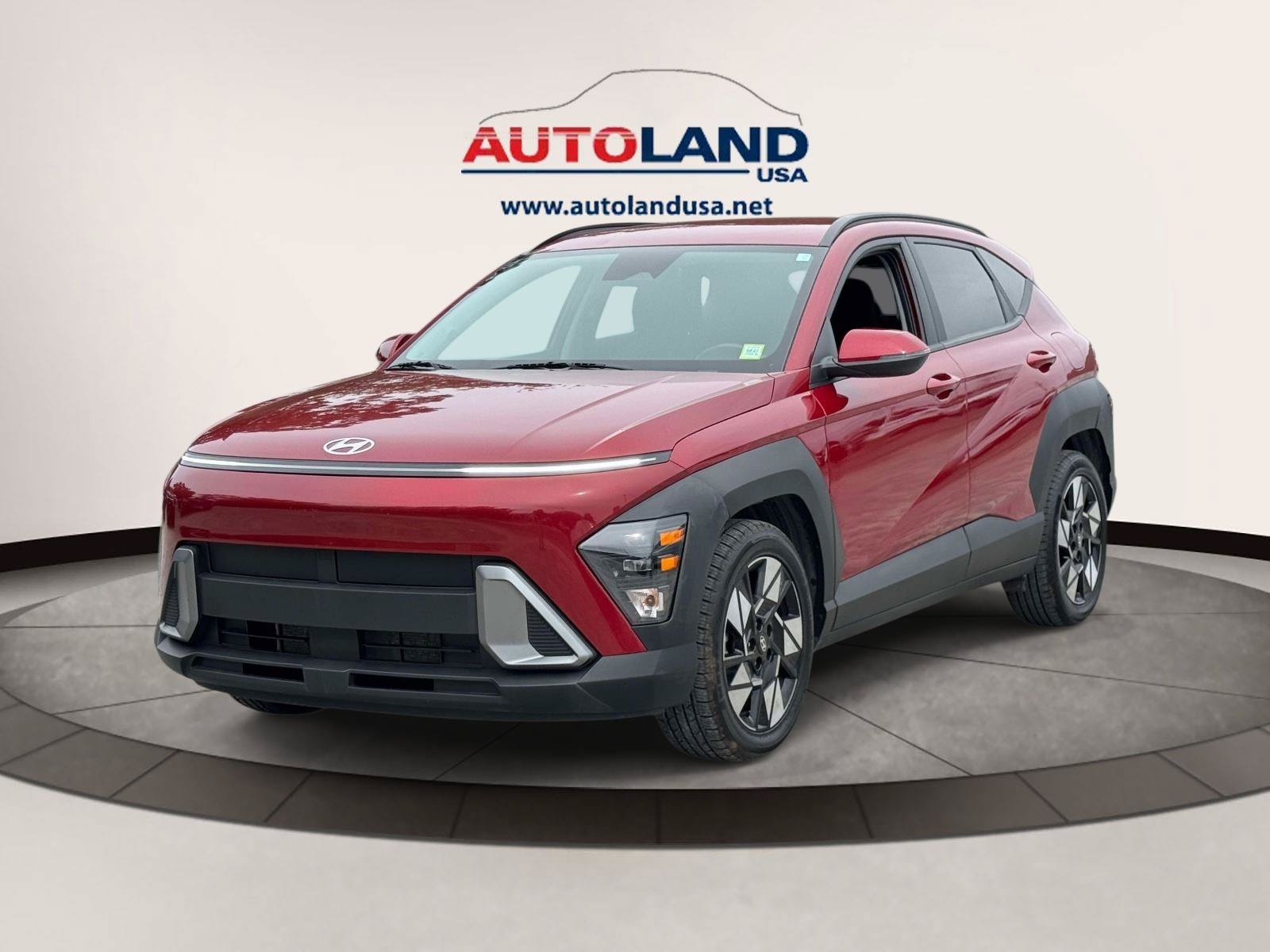 Used 2024 Hyundai Kona SEL FWD image 1