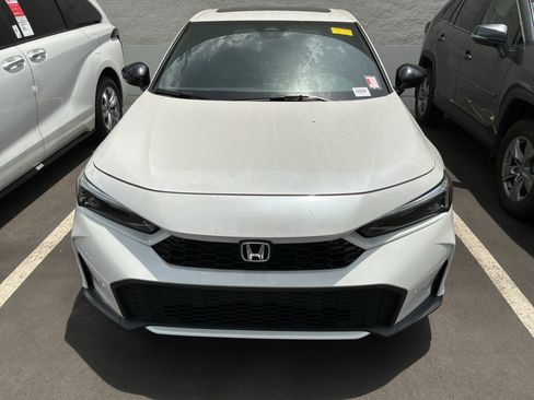 Used 2025 Honda Civic Sport Touring image 2