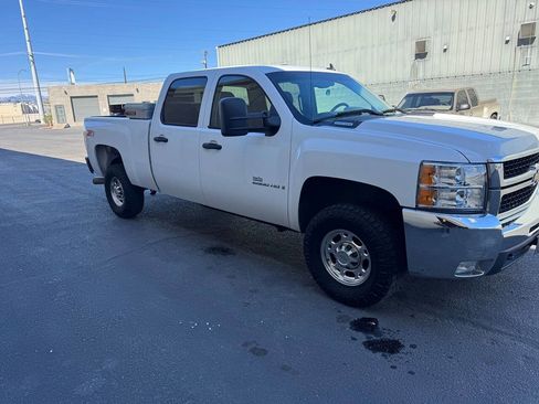 Used 2008 Chevrolet Silverado 2500 LT w/ 1LT Convenience Package image 12
