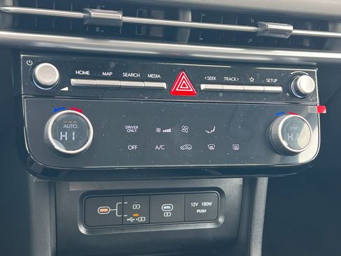 New 2026 Hyundai Tucson Blue SE image 20