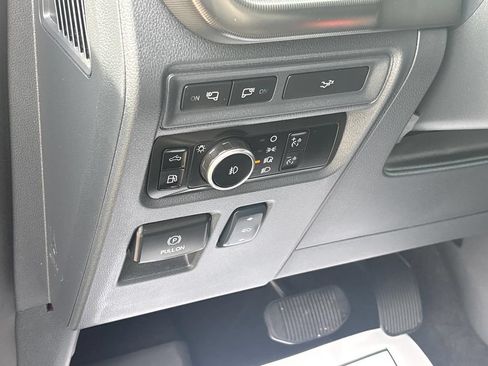 Used 2024 Ford F150 Lariat w/ Equipment Group 502A High AWD/4WD image 31