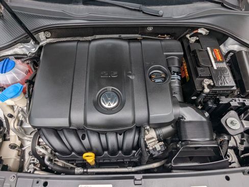 Used 2014 Volkswagen Passat 2.5 S FWD image 22
