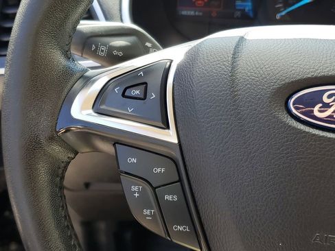 Used 2021 Ford Edge SEL w/ Convenience Package image 19