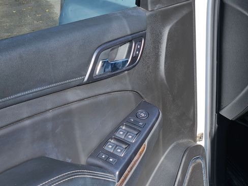 Used 2017 Chevrolet Tahoe LS image 12