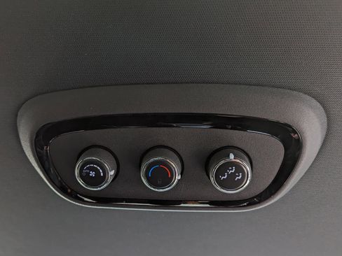 Used 2022 Dodge Durango GT image 40