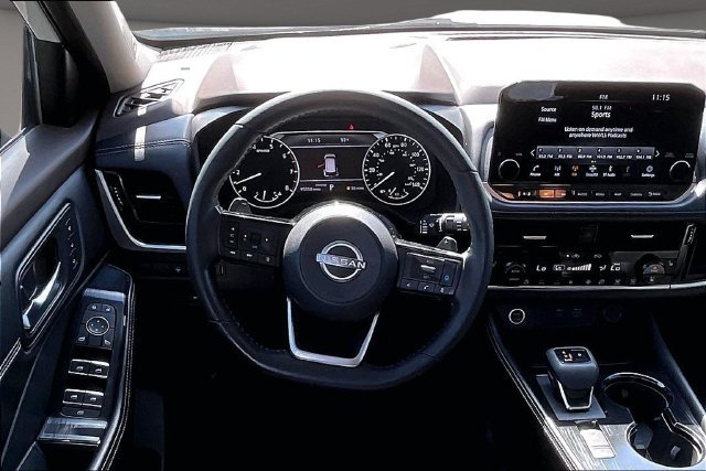 Used 2022 Nissan Rogue SL w/ SL Premium Package FWD image 5