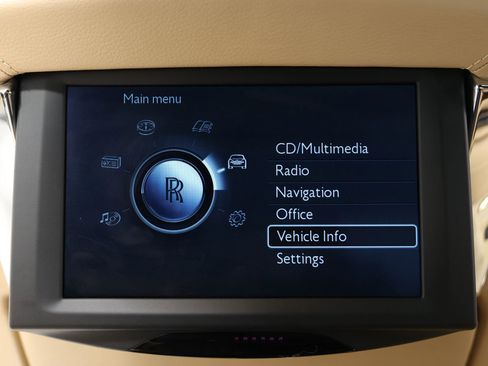 Used 2011 Rolls-Royce Ghost image 65