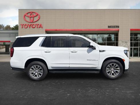 Used 2023 GMC Yukon Denali image 4