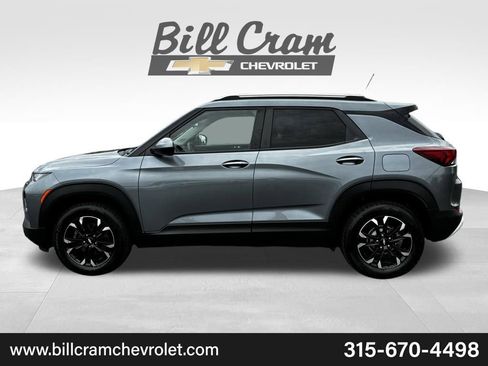 Used 2021 Chevrolet TrailBlazer LT w/ Driver Confidence Package AWD/4WD image 39