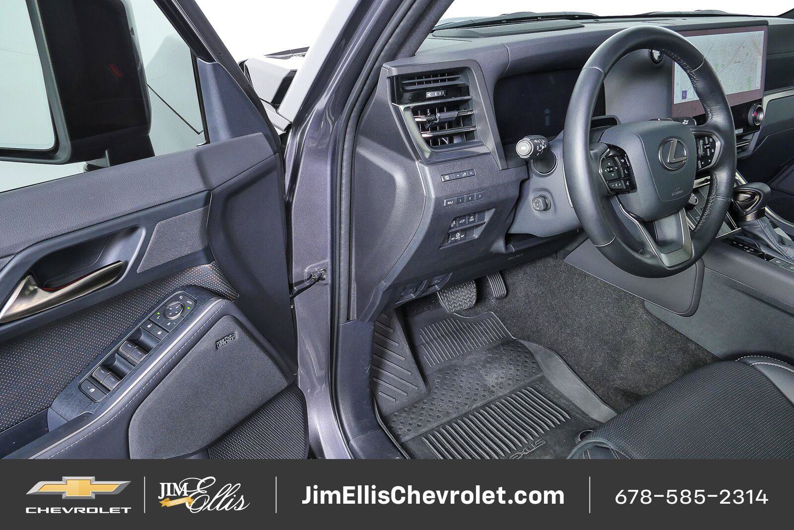 Used 2026 Lexus GX 550 w/ Accessory Package (2T) AWD/4WD image 8