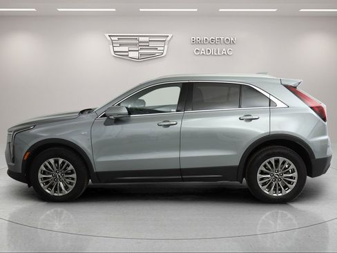 Certified 2024 Cadillac XT4 Premium Luxury image 6