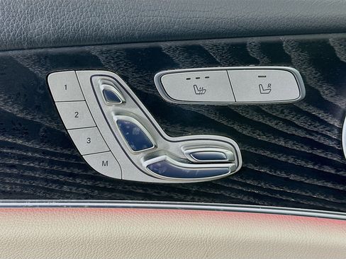 Used 2018 Mercedes-Benz E 300 image 36