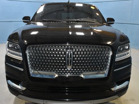 Used 2019 Lincoln Navigator Reserve AWD/4WD image 26