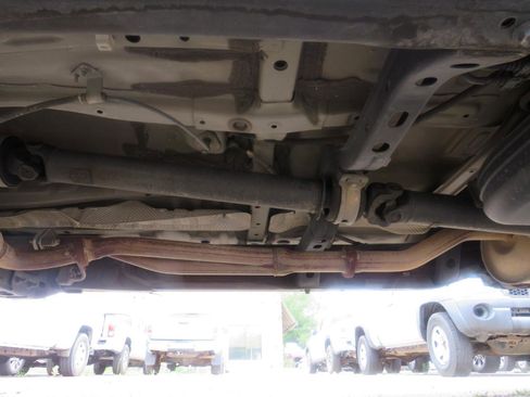 Used 2019 Toyota Tacoma SR5 RWD image 37