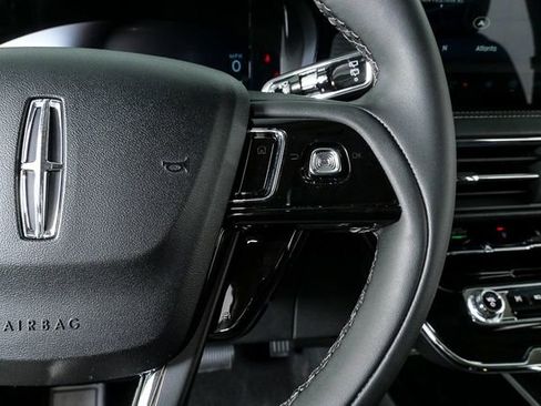 Used 2024 Lincoln Corsair FWD w/ Equipment Group 101A image 11