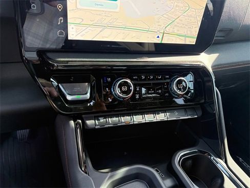 Used 2026 GMC Sierra 2500 AT4 w/ Technology Package image 13