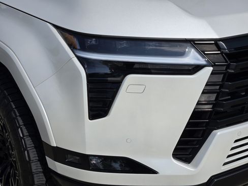 Used 2025 Lexus GX 550 w/ Accessory Package (Z1) AWD/4WD image 35