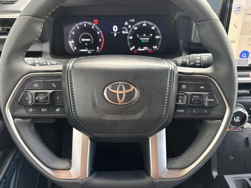 New 2026 Toyota 4Runner Limited AWD/4WD image 13