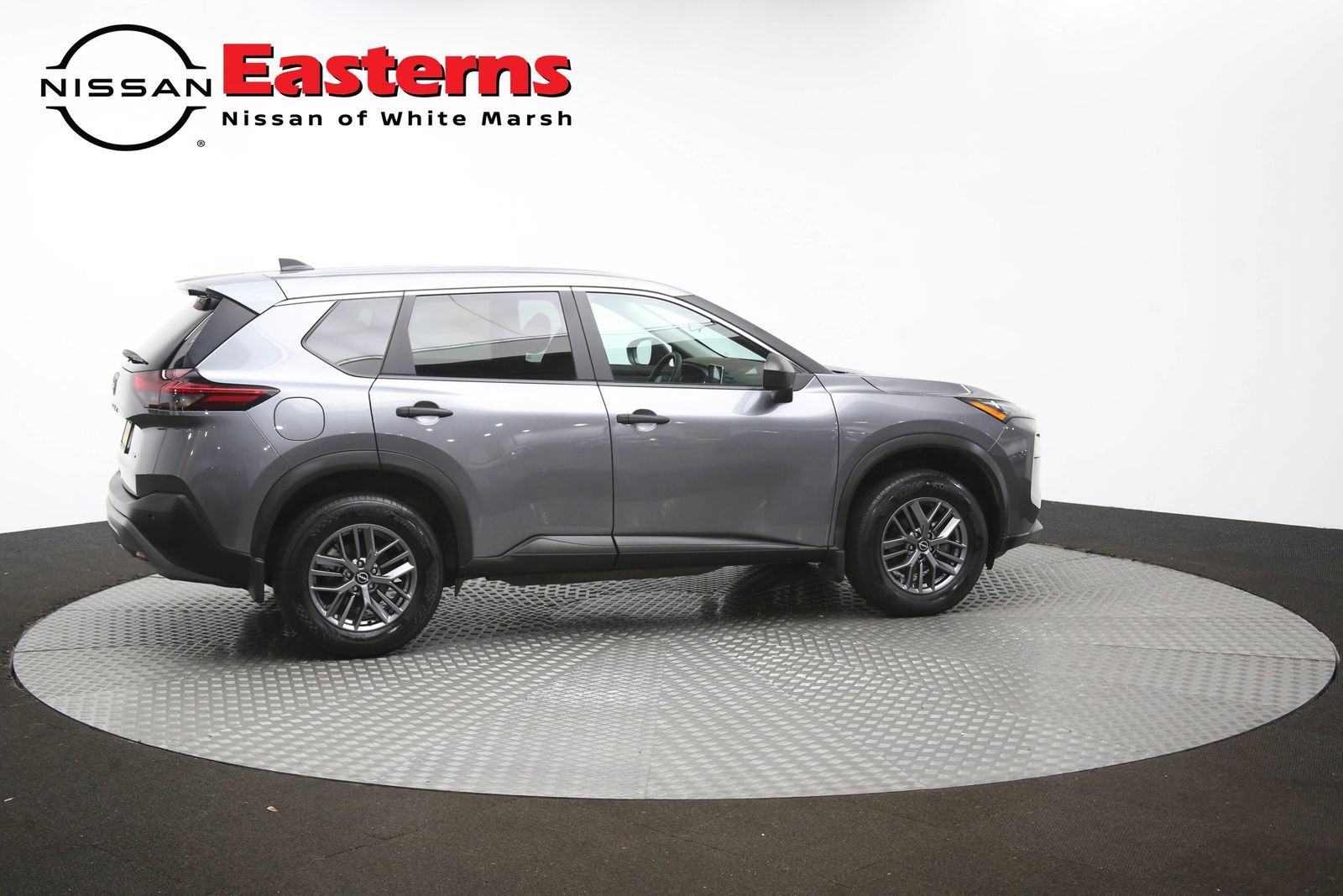 Used 2023 Nissan Rogue S AWD/4WD image 45