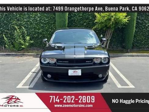 Used 2010 Dodge Challenger SRT8 w/ SRT Option Group II image 4