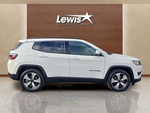 Used 2020 Jeep Compass Latitude image 5