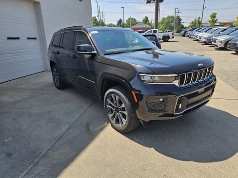New 2025 Jeep Grand Cherokee L Overland w/ Advanced Protech Group III image 3