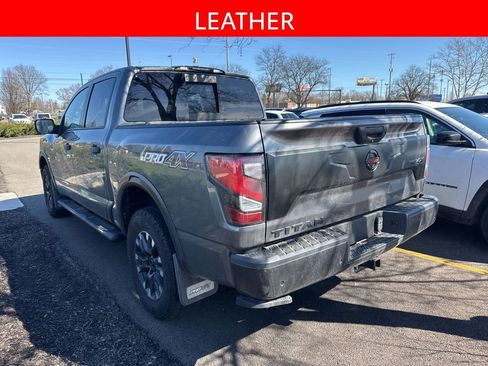Used 2021 Nissan Titan PRO-4X w/ Pro-4x Convenience Package image 4