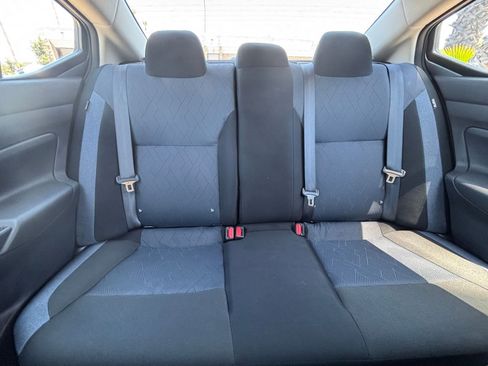 Used 2025 Nissan Versa SV FWD image 37