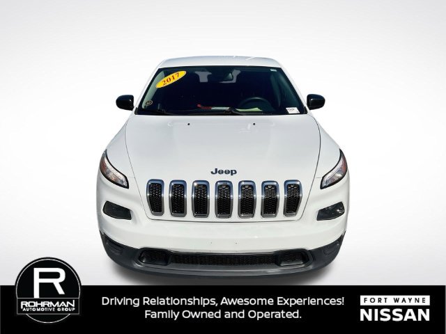 Used 2017 Jeep Cherokee Sport AWD/4WD image 8