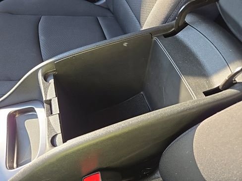 Used 2022 Chevrolet Malibu LS image 55