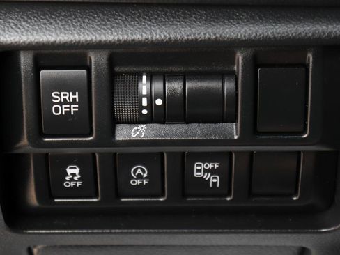 Used 2023 Subaru Crosstrek 2.5i Limited image 17