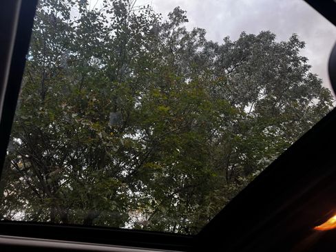 Used 2019 Subaru Forester Limited image 21