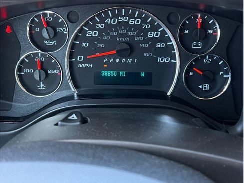 Used 2024 Chevrolet Express 3500 LT w/ LT Preferred Equipment Group RWD image 13