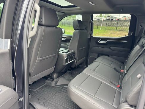 New 2026 GMC Sierra 1500 SLT w/ SLT Premium Plus Package image 22