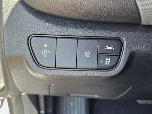 Used 2023 Kia Seltos LX AWD/4WD image 18