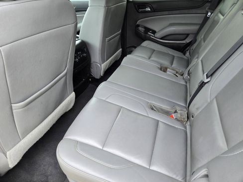 Used 2019 Chevrolet Tahoe LT RWD image 24
