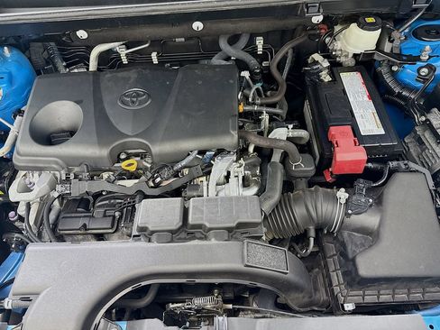 Certified 2021 Toyota RAV4 XLE Premium FWD image 28