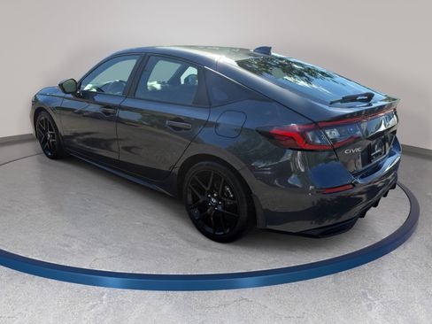 Used 2025 Honda Civic Sport image 7