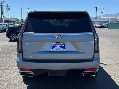 Used 2024 Cadillac Escalade ESV Premium Luxury w/ Performance Package AWD/4WD image 6