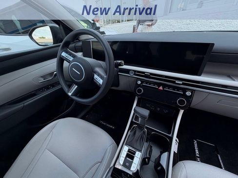 Used 2026 Hyundai Tucson SEL FWD image 6