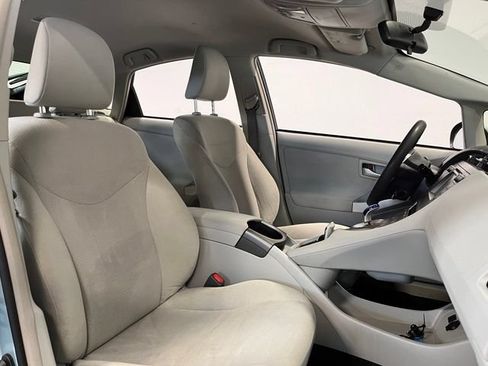 Used 2015 Toyota Prius Three FWD image 10