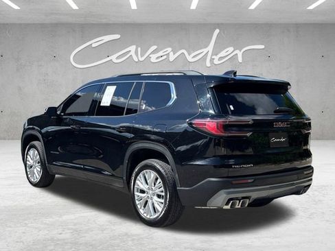 Used 2025 GMC Acadia Elevation w/ Elevation Premium Package FWD image 17