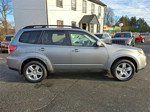 Used 2009 Subaru Forester 2.5X Limited image 7