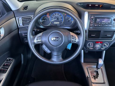 Used 2012 Subaru Forester 2.5X Premium w/ All-Weather Pkg AWD/4WD image 14