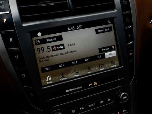 Used 2017 Lincoln MKZ Black Label w/ Technology Package image 28