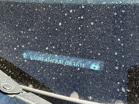 Used 2010 Honda CR-V EX-L image 9