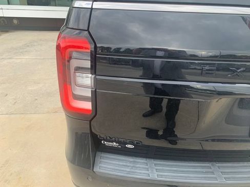 Used 2022 Ford Expedition Max Limited AWD/4WD image 6