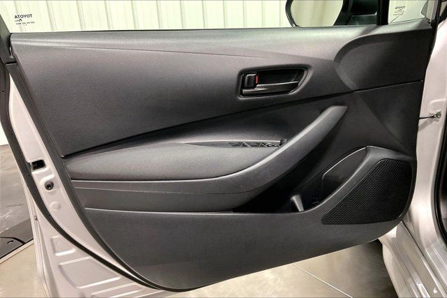 Used 2024 Toyota Corolla LE FWD image 22