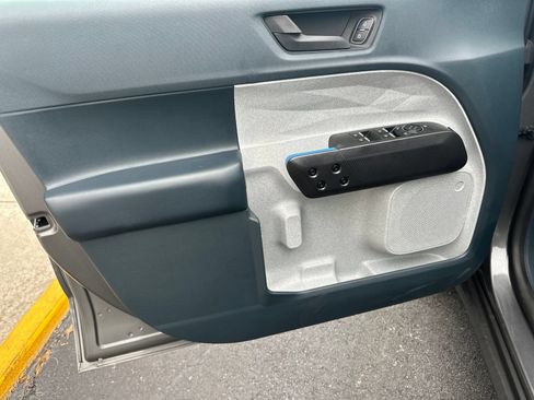 Used 2025 Ford Maverick XLT FWD image 20
